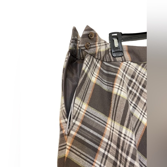 Jones Wear Plaid flannel skirt, size 14 P - Picture 3 of 6